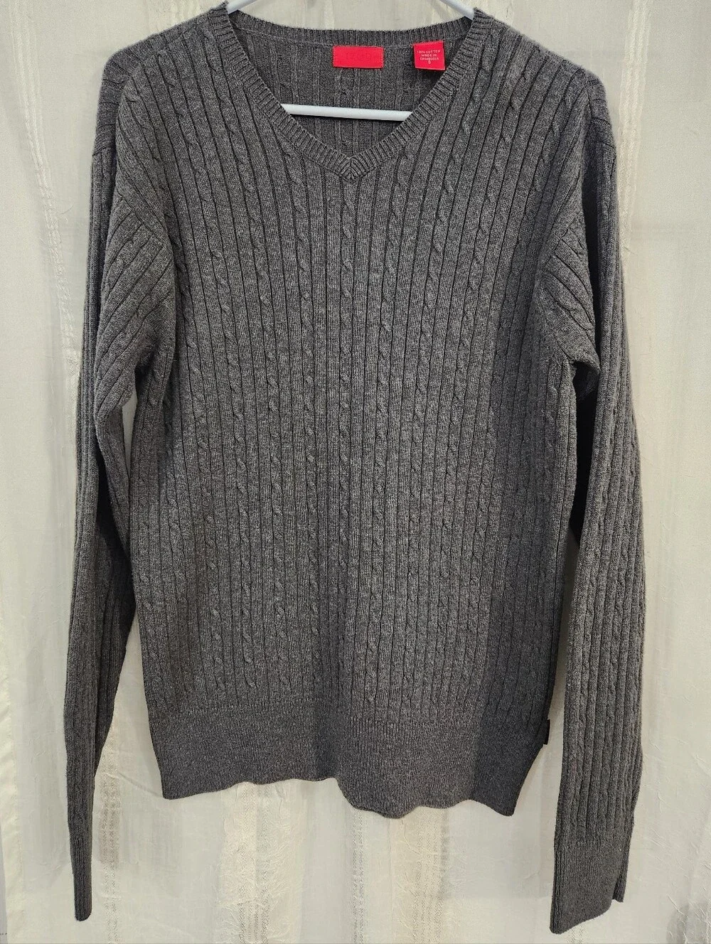 Izod Men's Gray V-Neck Cable Knit Sweater